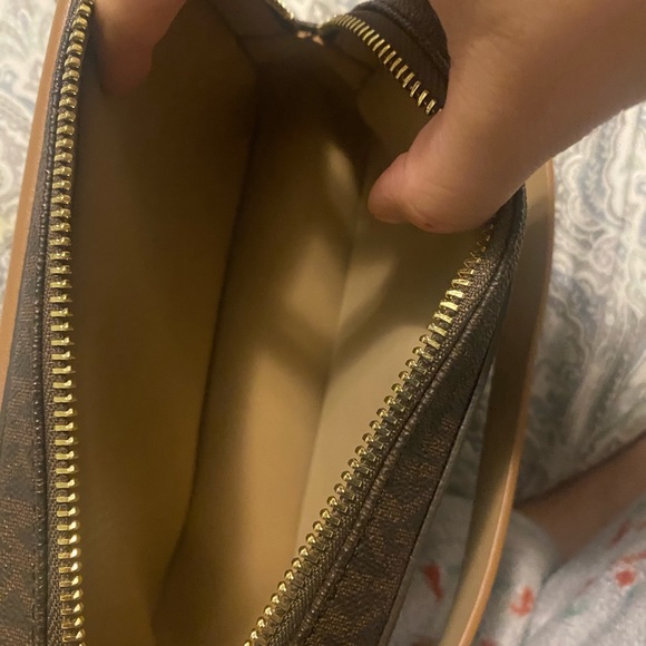 Michel Kors waist belt bag - Picture 4 of 5